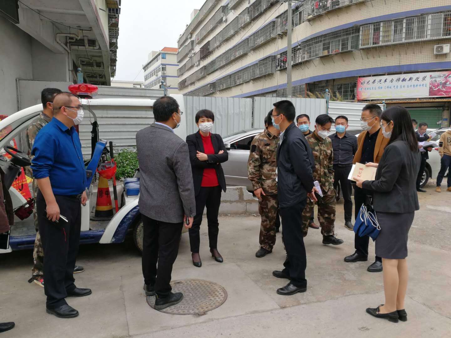 王雪敏区长组织巡河,推进小流域综合治理